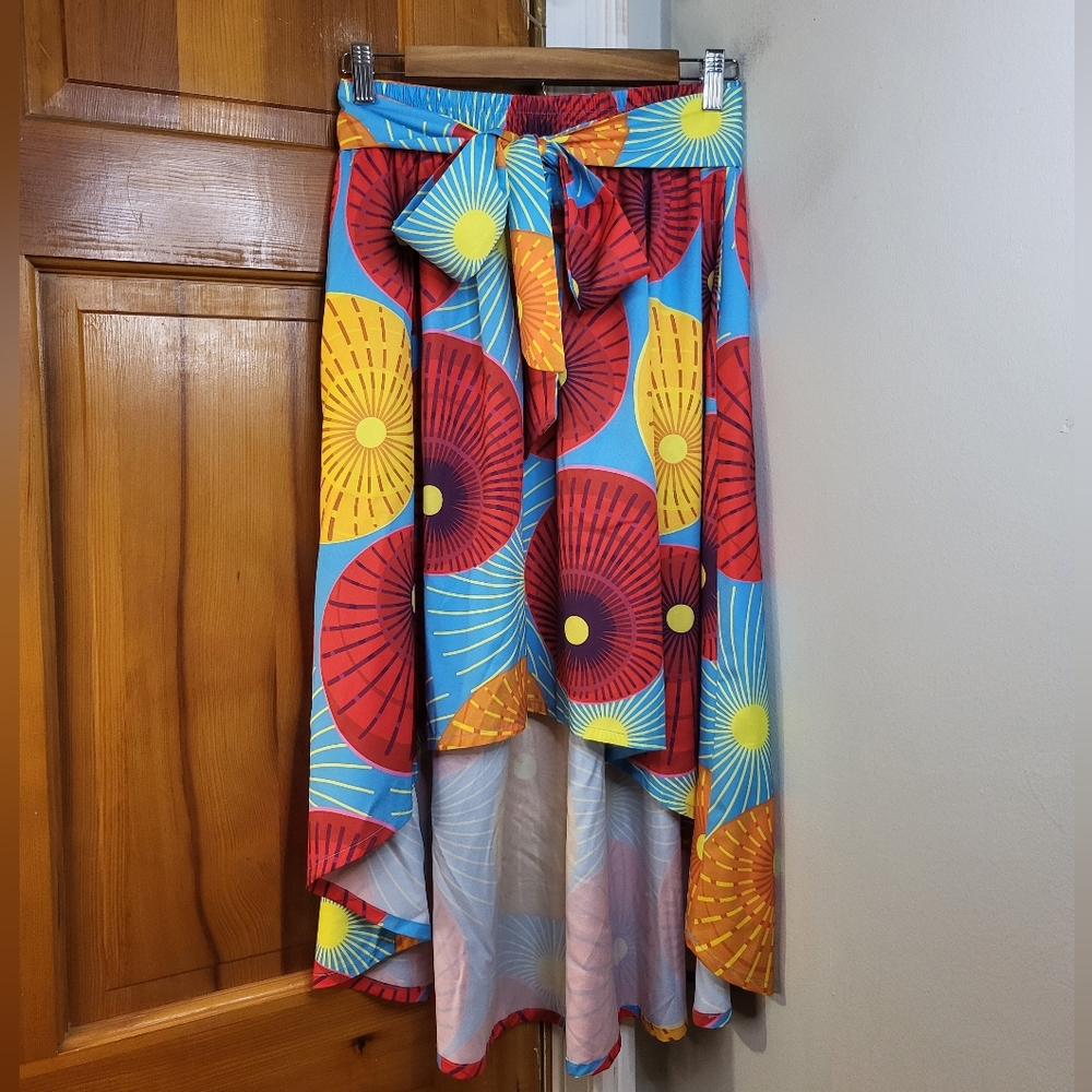 Brick Built NWT Women's Bright Floral Hi-lo Swing Skirt